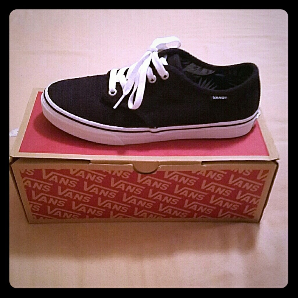 Camden stripe Navy Black 8.5